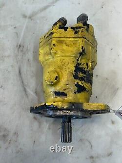 1979 New Holland L325 Skid Steer Loader Left Drive Motor