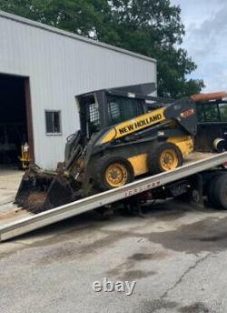 2008 New Holland L180 Skid Steer Loader. With Cab & 4-1 Bucket Clean