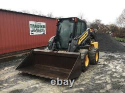 2012 New Holland L225 Skid Steer Loader with Cab Super Clean Only 1100 Hours