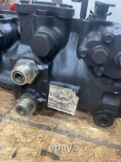 2016 New Holland L228 Skid Steer Loader Drive Pump 83009846 84322471 7095739