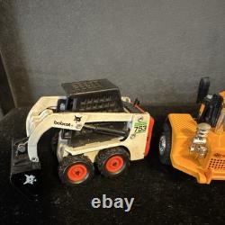 Bobcat 753 Diecast Skid Steer Lot with New Holland Construction Vehicles