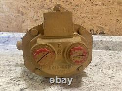 Eaton Hydraulic High Torque Motor Skid Steer John Deere New Holland 71302 DAN