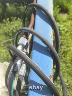 New Holland 7210 Series Quick Attach Front Loader