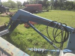 New Holland 7210 Series Quick Attach Front Loader