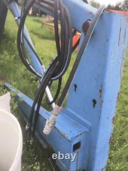 New Holland 7210 Series Quick Attach Front Loader