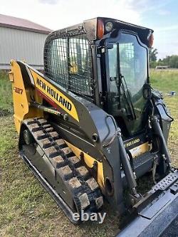 New Holland C227 Skid Steer Track Loader Two Speed Joystick Controls Enclosed