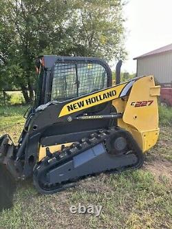 New Holland C227 Skid Steer Track Loader Two Speed Joystick Controls Enclosed