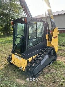 New Holland C227 Skid Steer Track Loader Two Speed Joystick Controls Enclosed