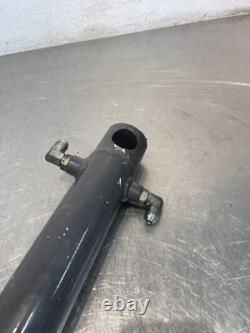 New Holland L170 Skid Steer Loader Tilt Cylinder 87038978