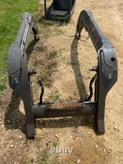New Holland L228 Skid Steer Loader Boom
