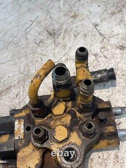 New Holland L555 Skid Steer Loader Hydraulic Valve