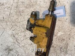 New Holland L555 Skid Steer Loader Hydraulic Valve 30501-45C