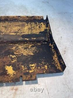 New Holland L565 Skid Steer Loader Rear Skid Plate