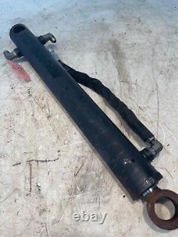 New Holland L565 Skid Steer Loader Tilt Cylinder