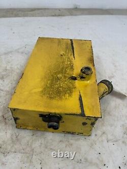 New Holland L775 Skid Steer Loader Hydraulic Oil Tank Reservoir