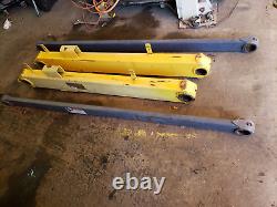 New Holland LS190 skid steer OEM RIGHT UPPER Arm Link Assembly