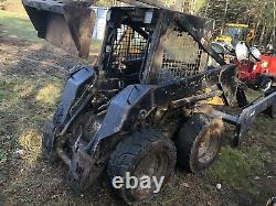 New Holland LX465 /LX485 skid steer loader for parts or fix with spare parts