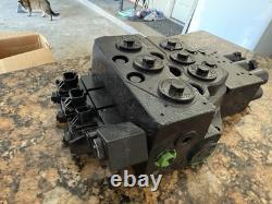 New Holland Skid Steer Loader Hydraulic Valve 7GH182301 New Refurbished