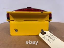 New Holland Skid Steer Signal, Tail Lamp & Bracket 84239208 84239207 84595104