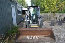 Used 2011 New Holland L228 Skid Steer 8893 Hours Enclosed Heated Cab