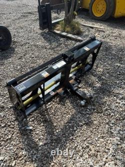 Used 2011 New Holland L228 Skid Steer 8893 Hours Enclosed Heated Cab